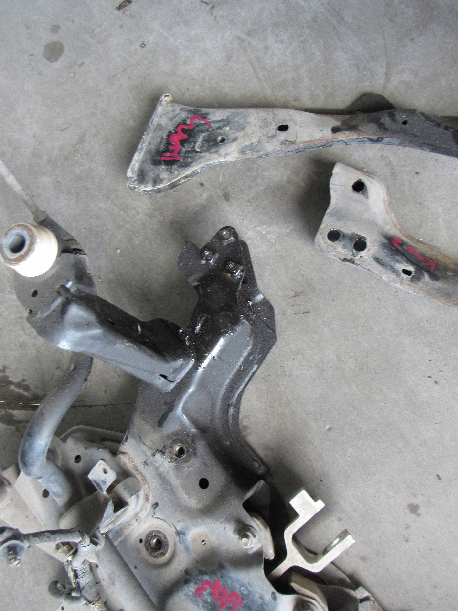 Frambromsbelägg OEM LX61BE för Ford Kuga III image 5