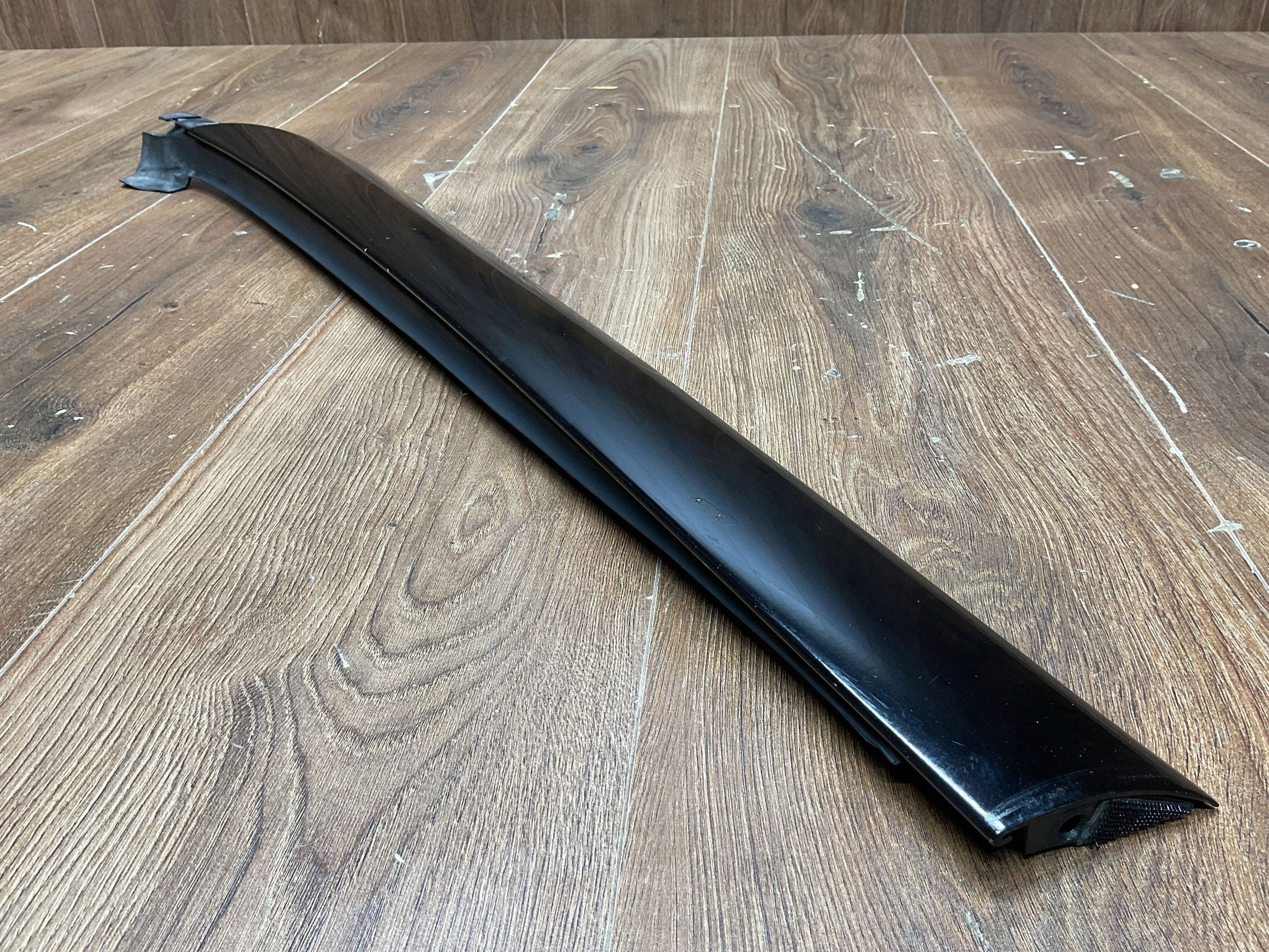 OEM 1296980218 Etutuuletin Pilariliuska Mercedes-Benz image 3