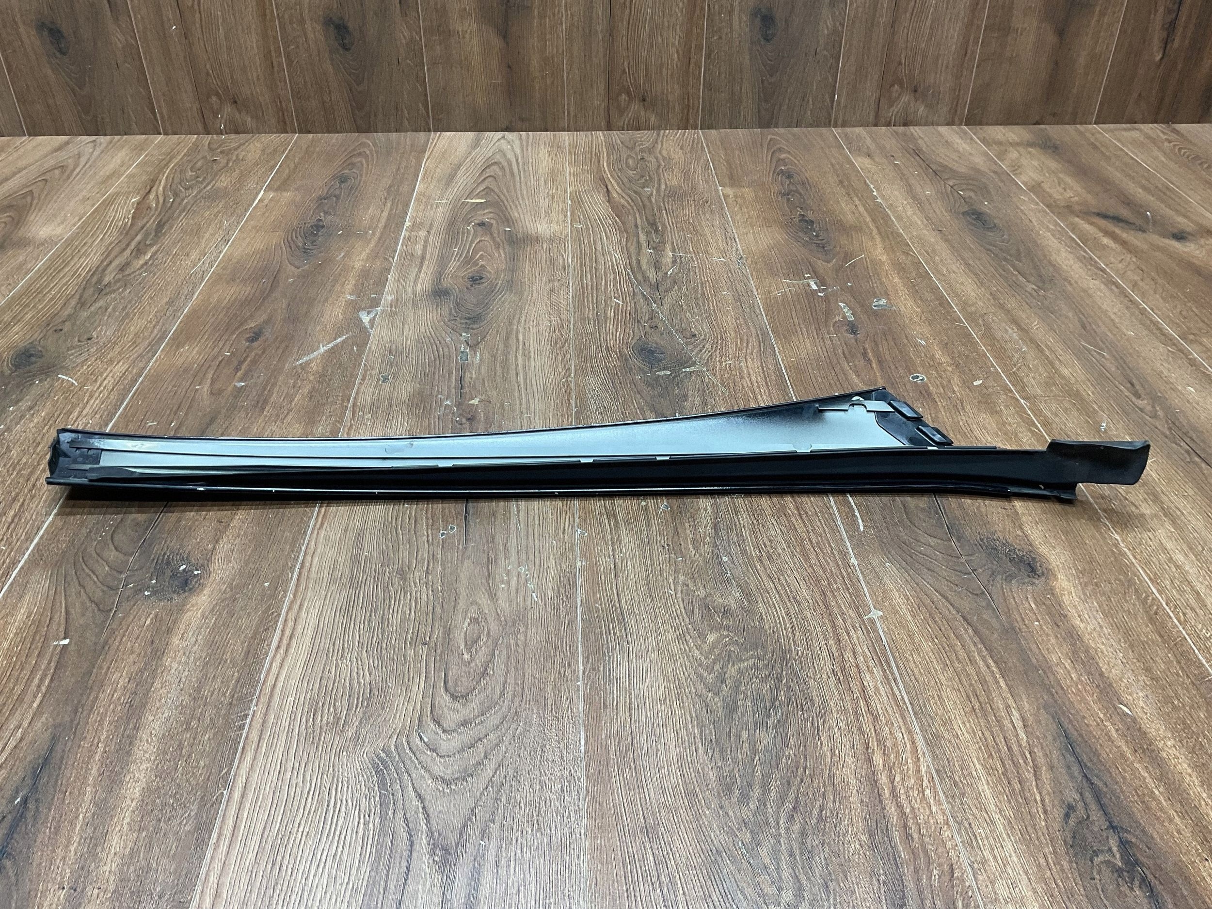 OEM 1296980218 Etutuuletin Pilariliuska Mercedes-Benz image 9