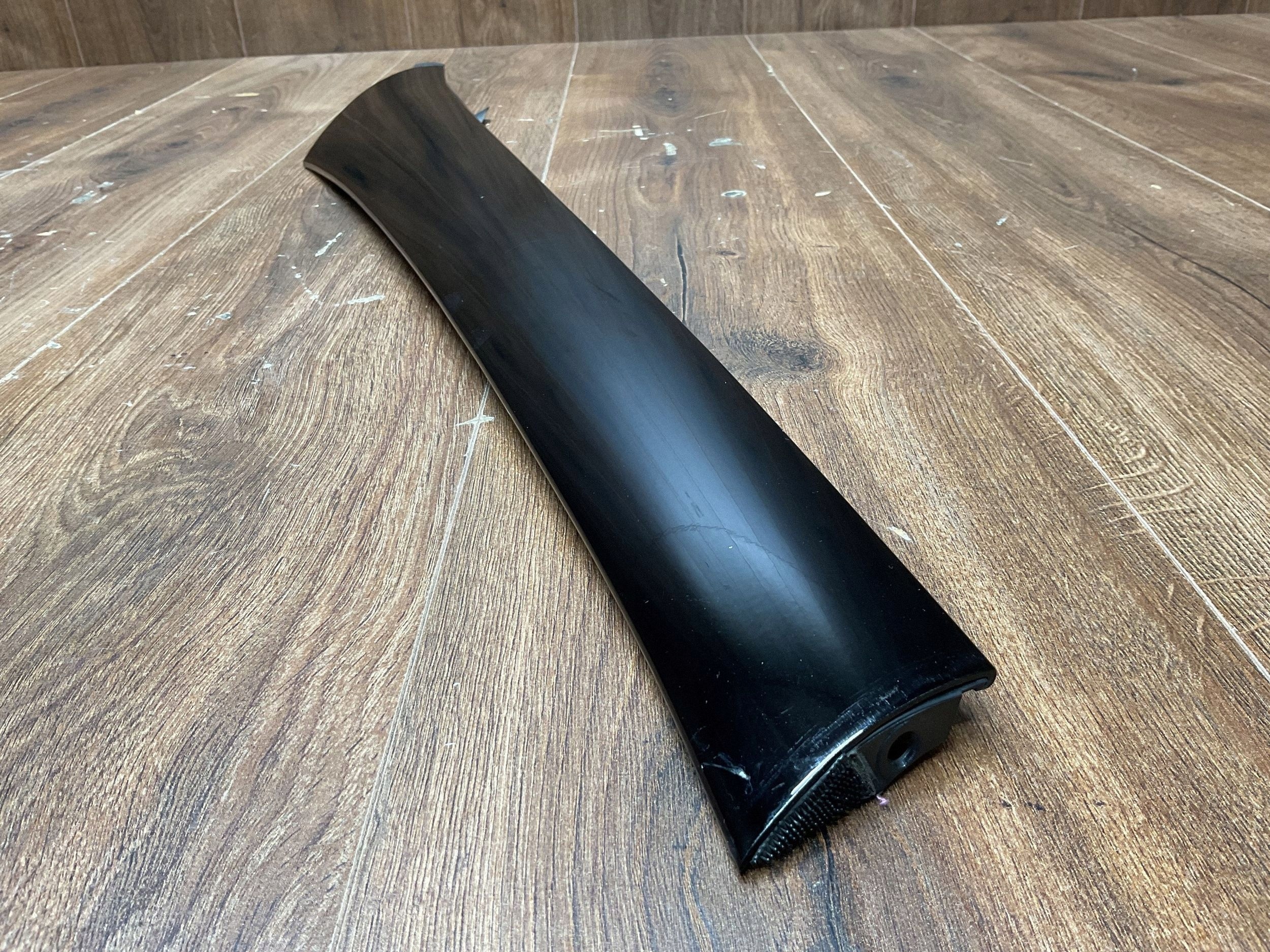 OEM 1296980118 Frontscheiben-Säulenleiste Mercedes image 5
