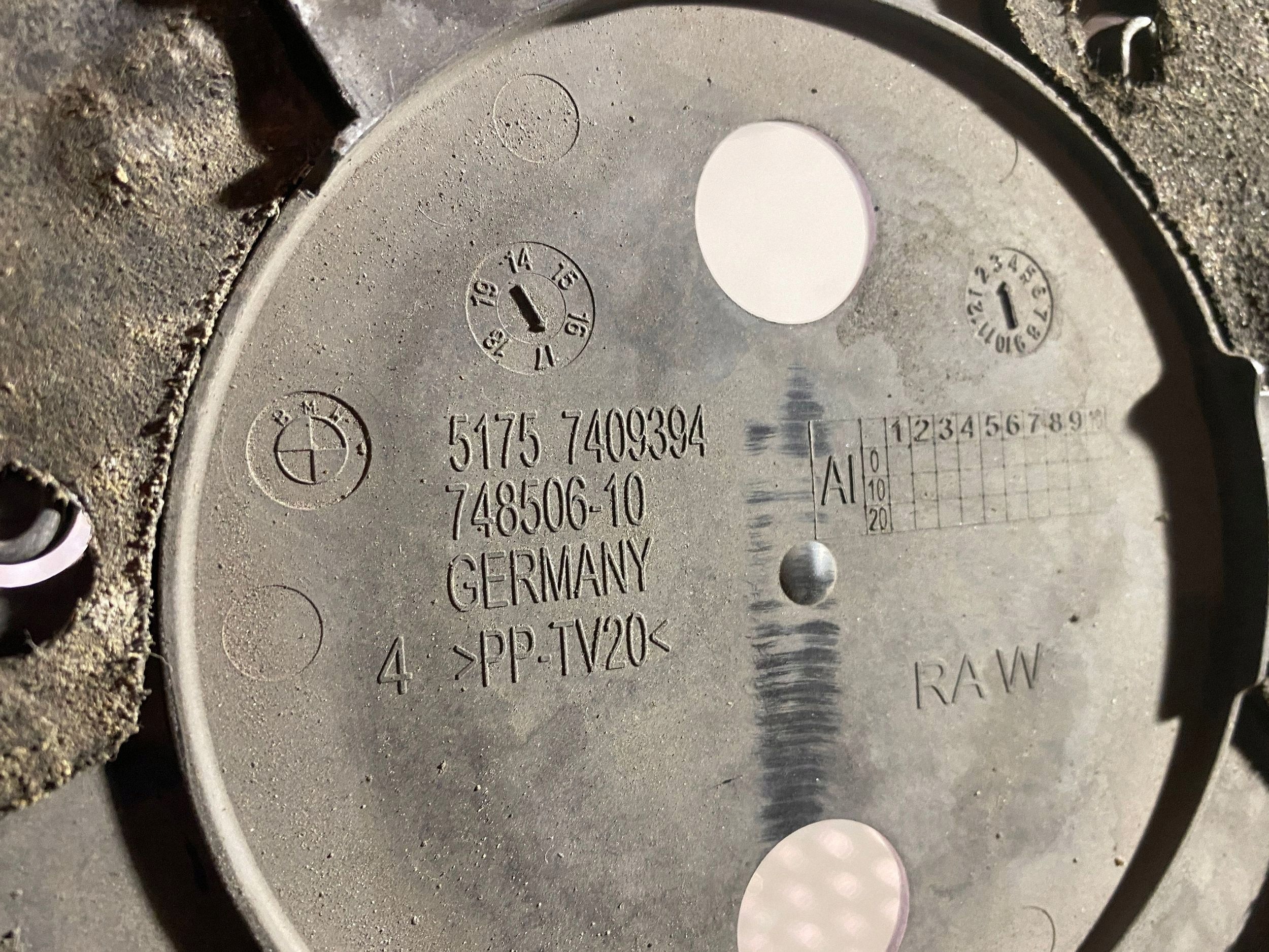 BMW 51757409394 Getriebeunterdeckel - Gebrauchtes OE-Teil
