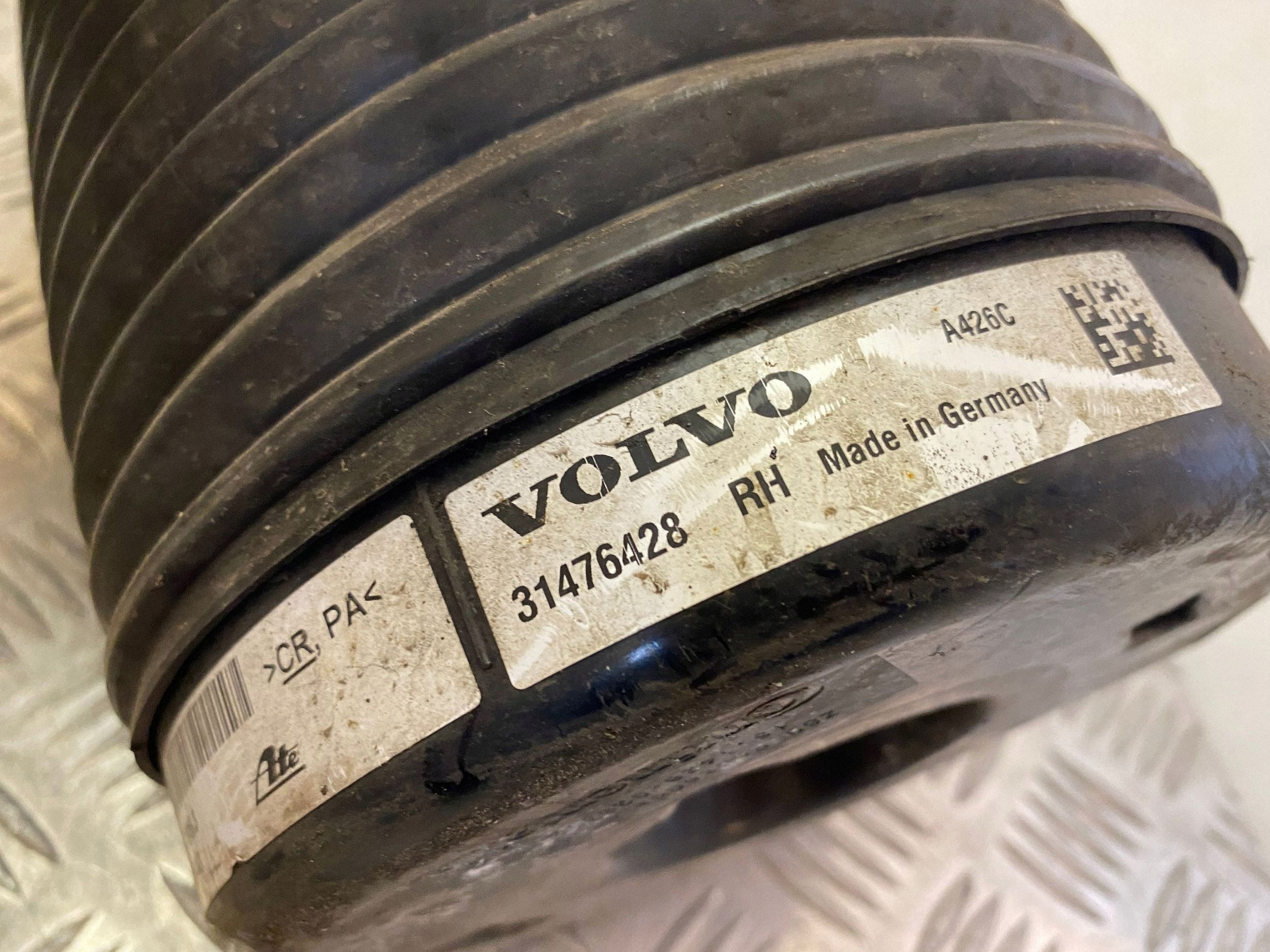 Volvo XC90 Luftfjäderväska OEM 314764428 image 3