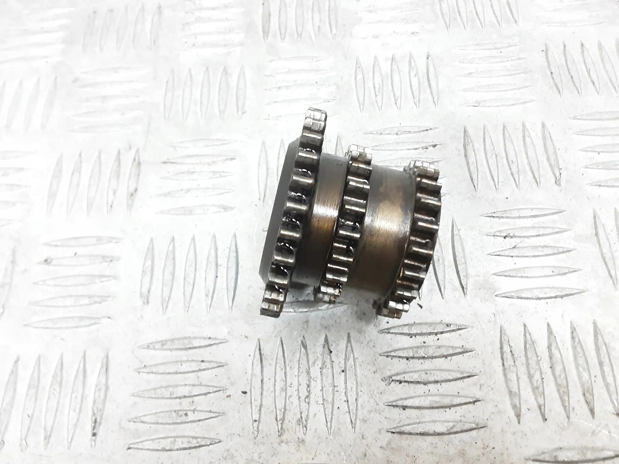 Kampiakselin hammaspyörä Chrysler Pacifica 2017 OEM 05047965AB image 2