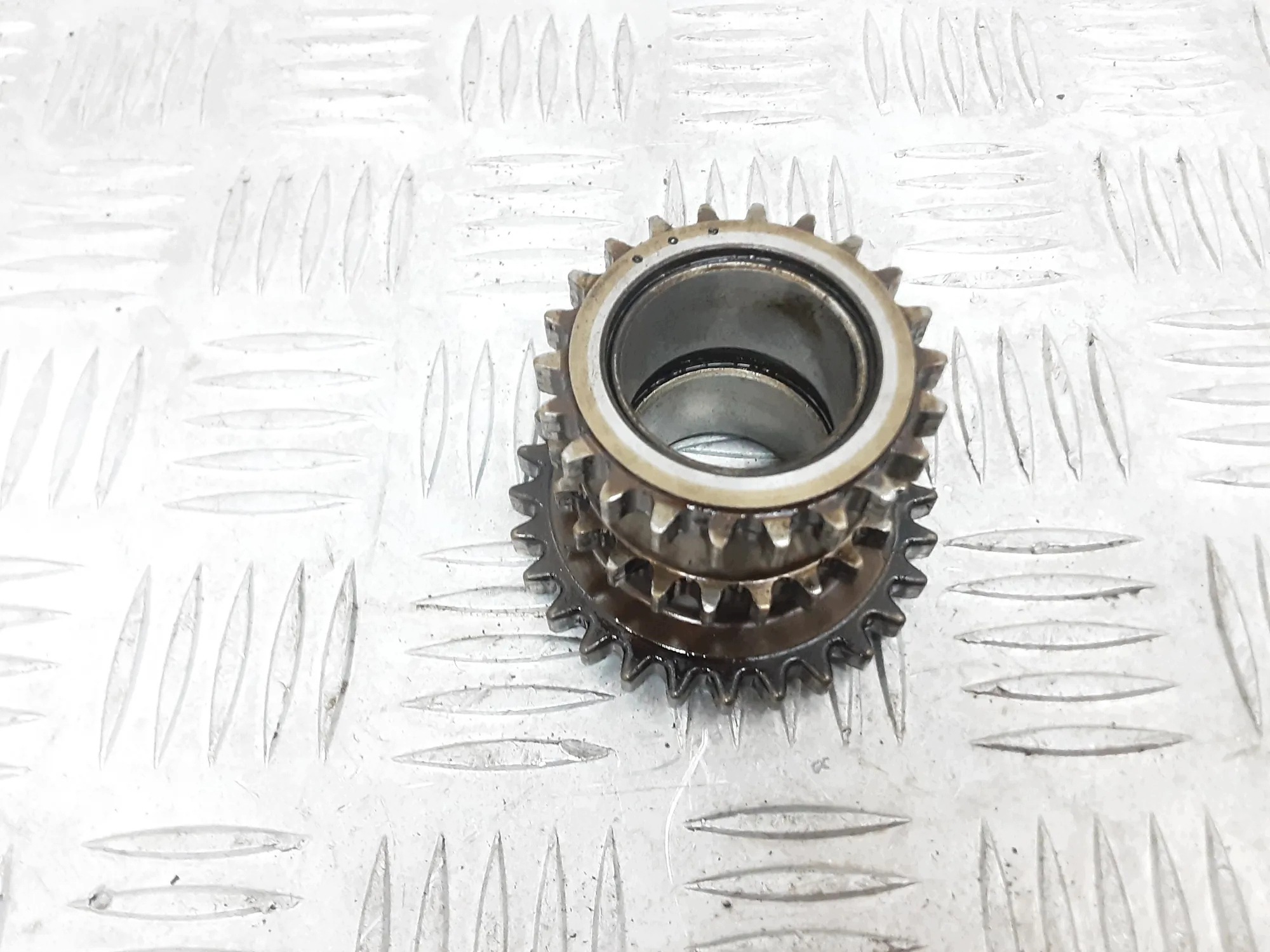 Kampiakselin hammaspyörä Chrysler Pacifica 2017 OEM 05047965AB image 3