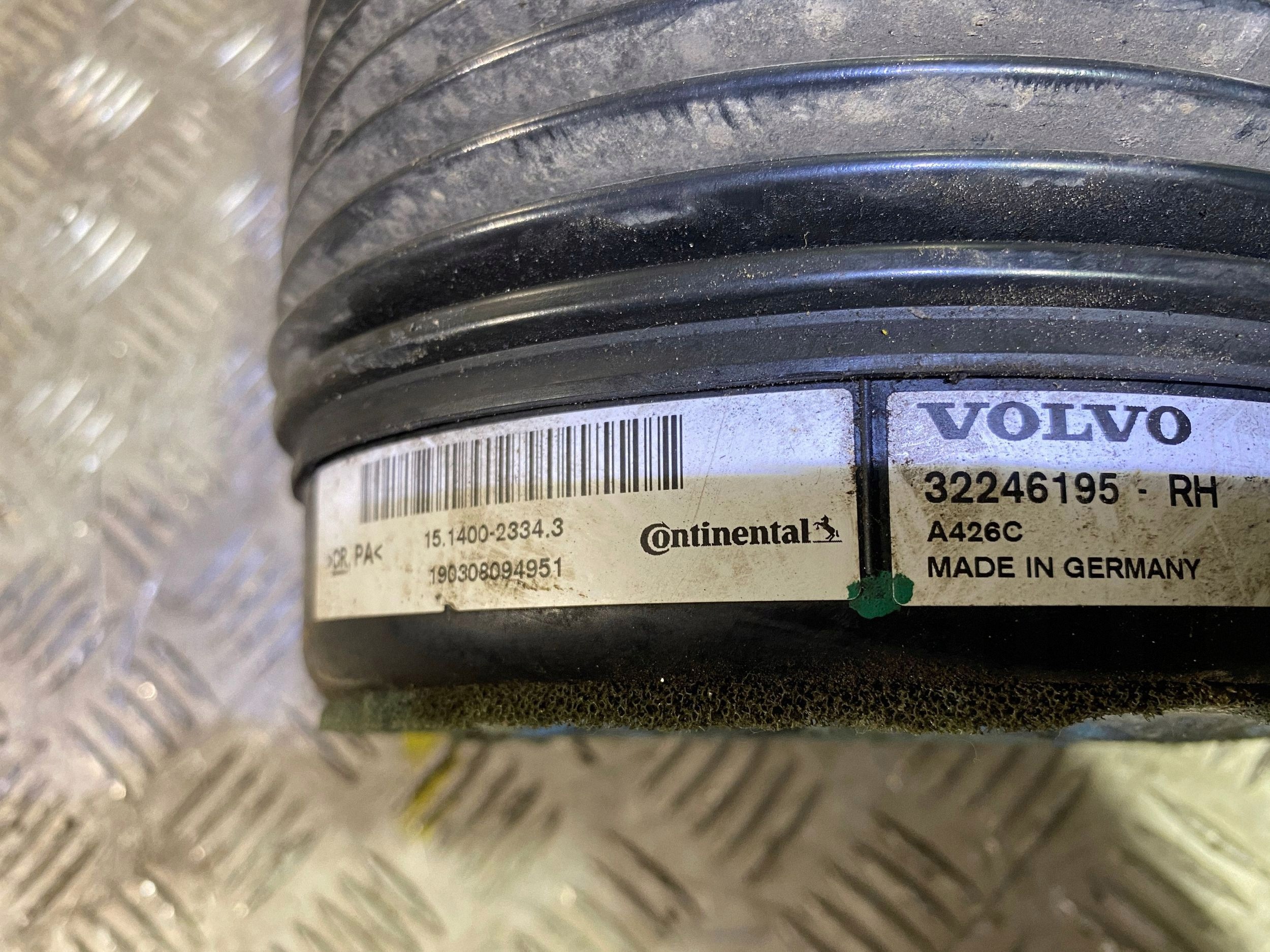 Volvo XC90 2019 Ilmajousipussi OEM 322746195
