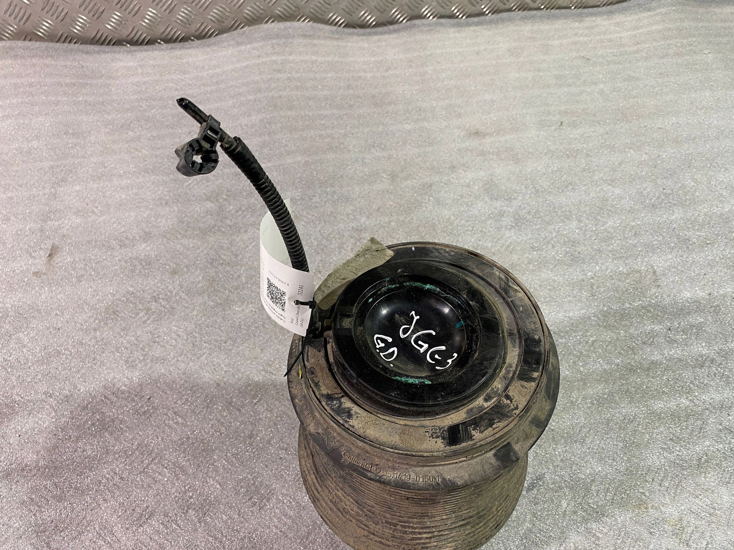 Luchtveringbalg OEM 68258354AC voor Jeep Grand Cherokee image 3