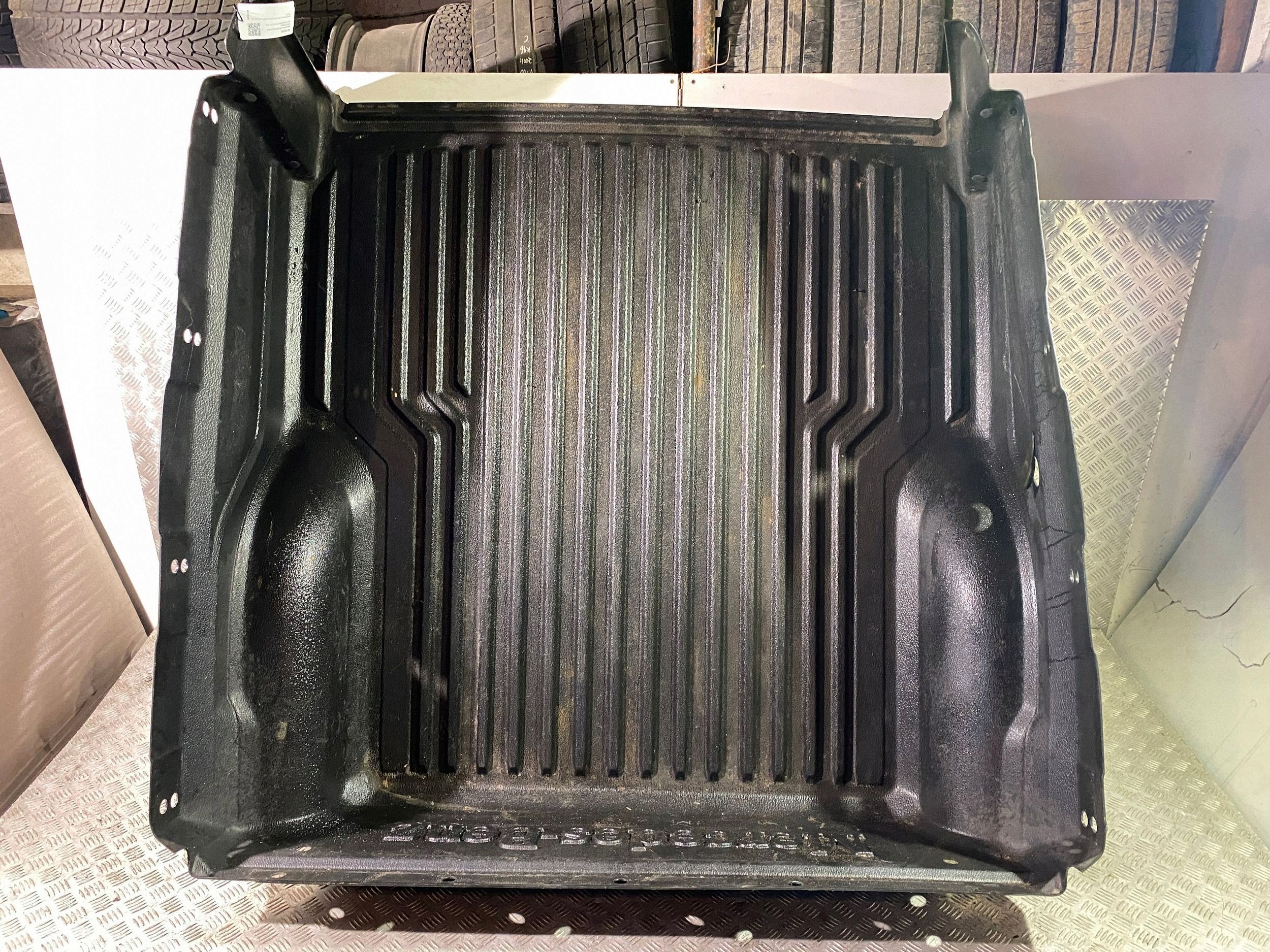 Mercedes-Benz X-Class W470 Kofferraumteile OEM A4708510400