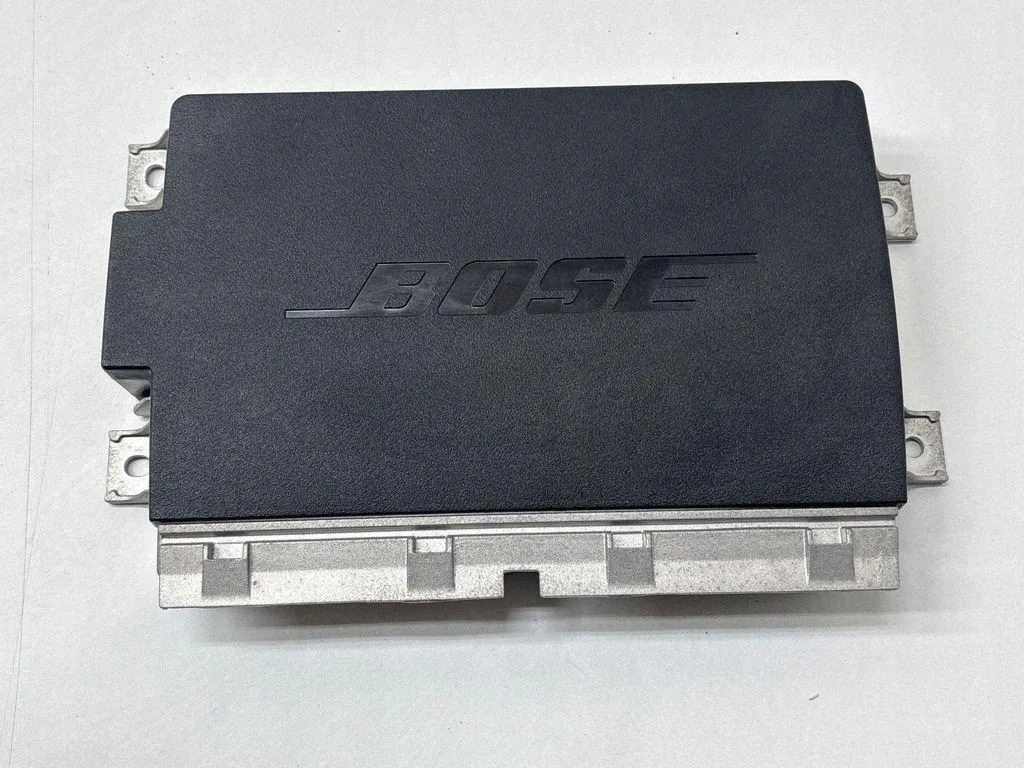 Porsche Macan Bose-förstärkare OEM 971035223P image 2