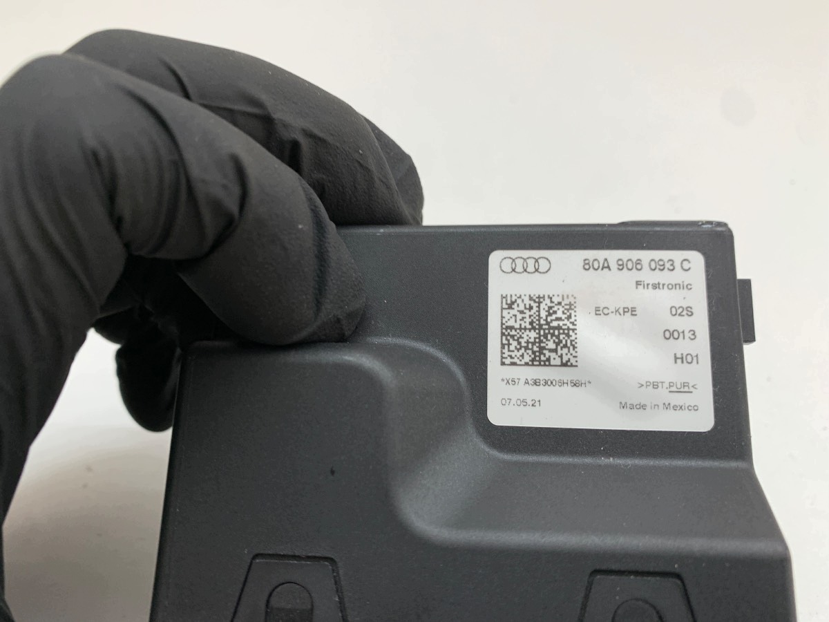 Módulo Bomba Inyección OEM 80A906093C image 4