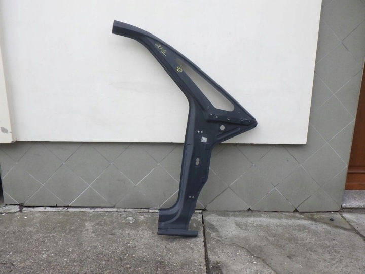 VW Multivan T7 7T0 2023- right sill