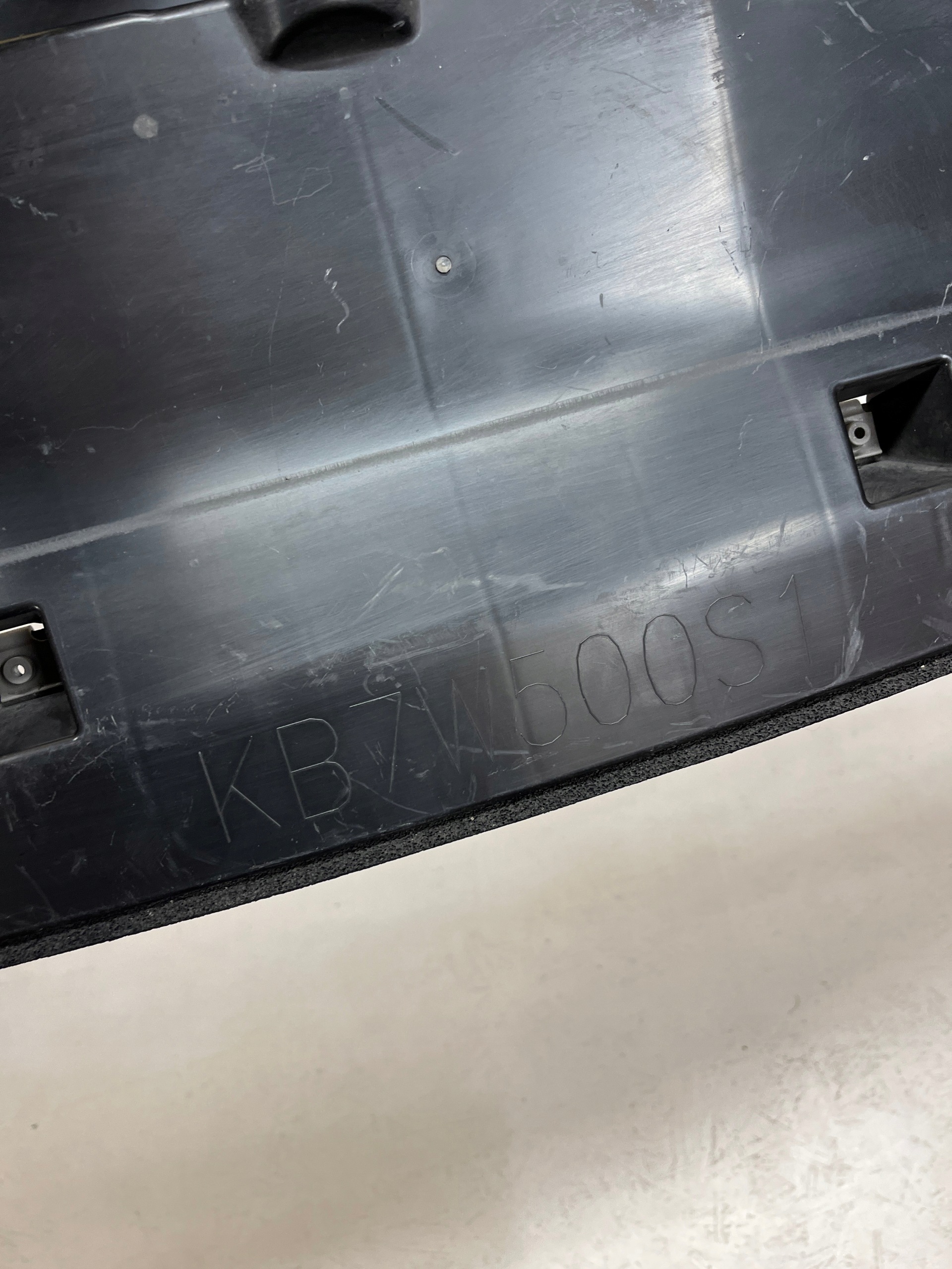 KB7W500S1 Escudo de pára-choques para Mazda CX-5 2017+ image 9