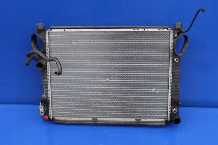 Radiatore acqua OE Mercedes SL R230 SL350 SL500 A2305000303 A2305001004