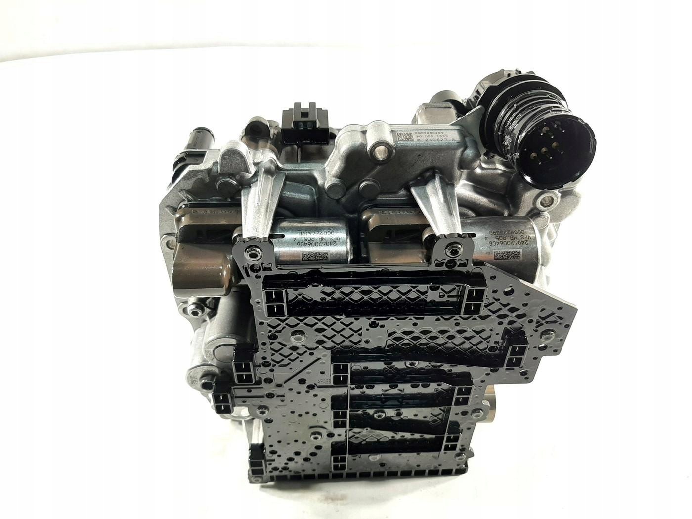 Mecatrónica DSG VW Skoda usado OEM 0GC927769C image 7