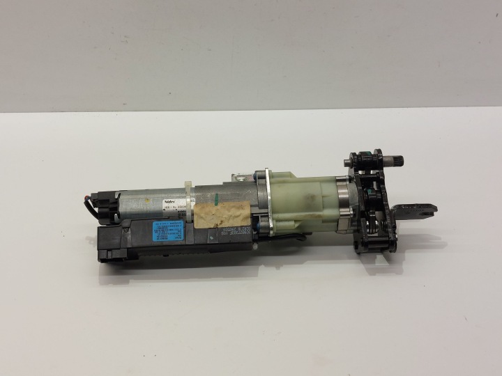 Sähkötoiminen luukun toimilaite vasen VW PASSAT B6 3C9827383F