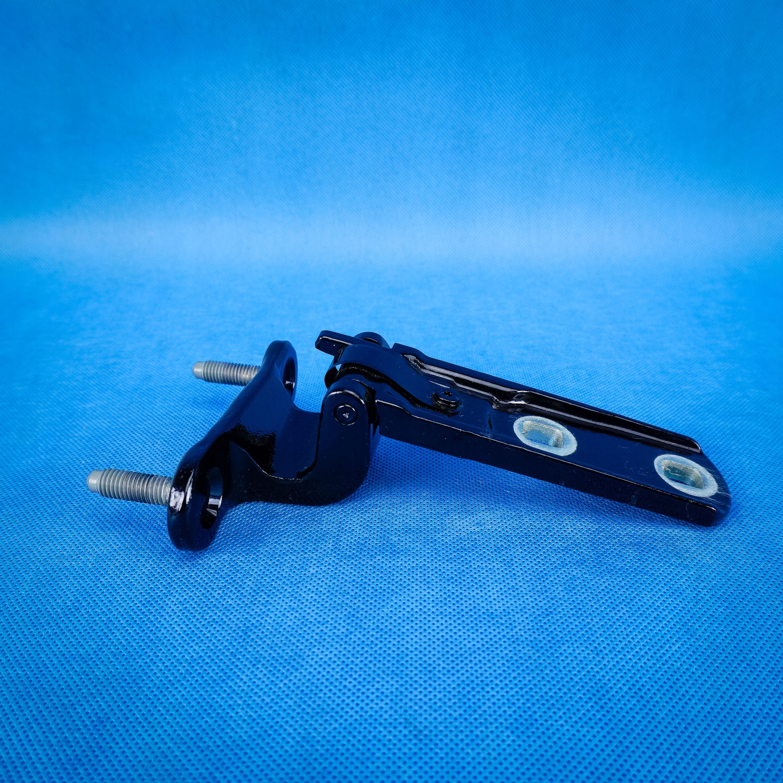 BMW X5 G05 Tailgate Hinge Right Used image 2
