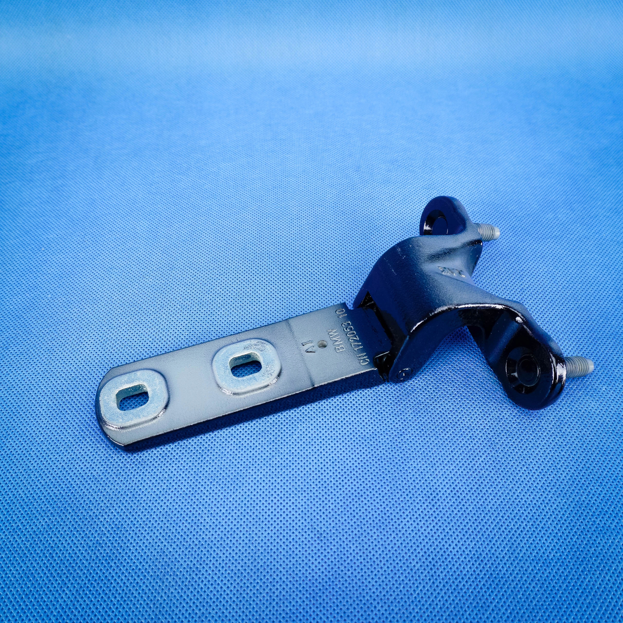 BMW X5 G05 Tailgate Hinge Right Used image 3