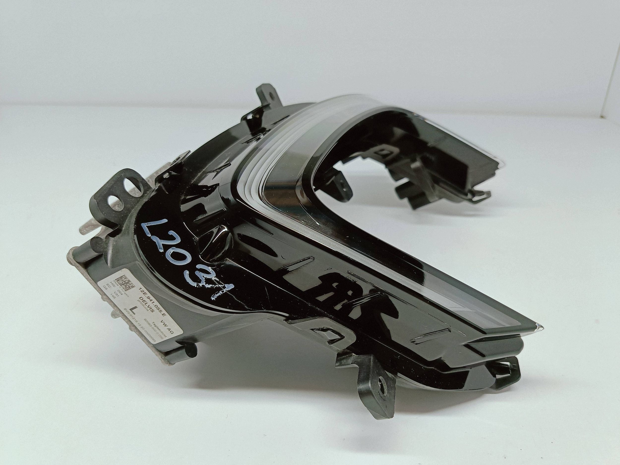 Feu DRL gauche OEM 12E941055E pour VW Up Lift image 6