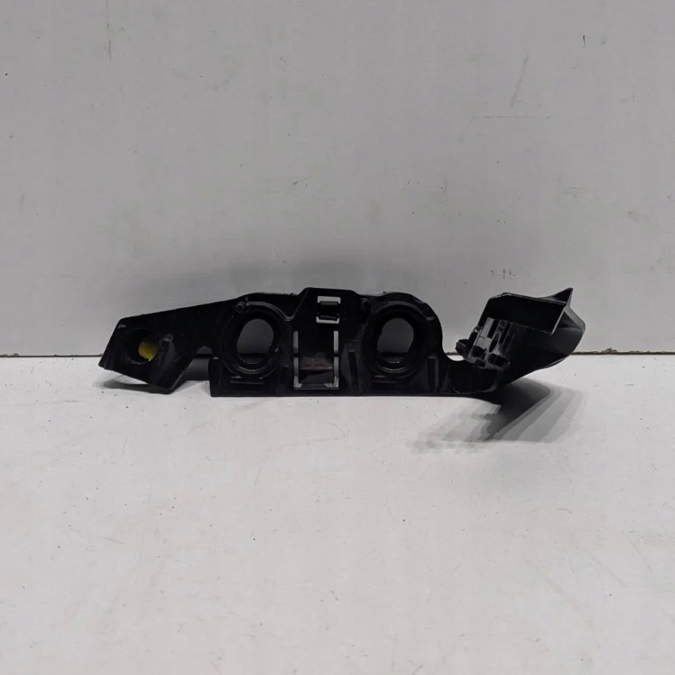 8W6807284 Glissière de pare-chocs Audi A5 Avant