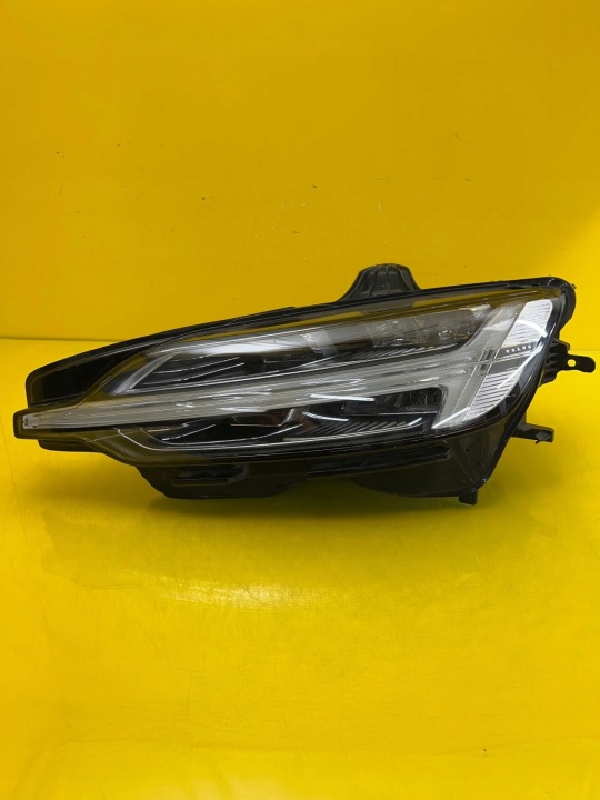 Left Headlight Volvo S60 V60 Mid LED 32228815