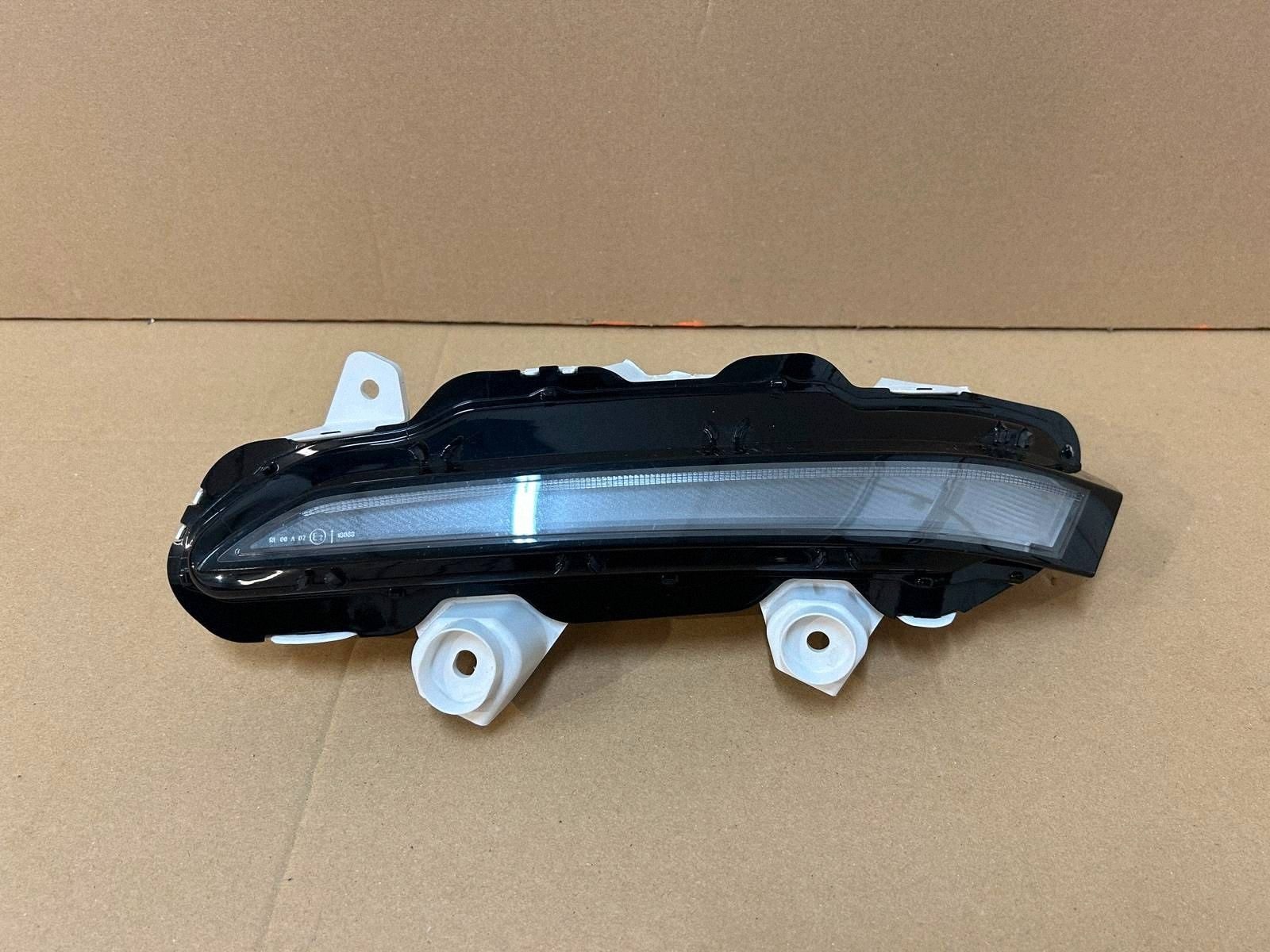 Peugeot 208 II Frontscheinwerfer Rechts OEM 9824241280 image 2
