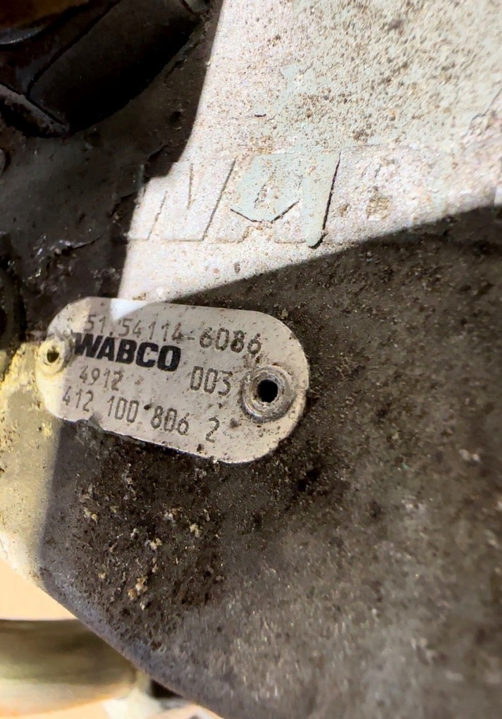 MAN Luftkompressor OEM 51541007003 - Gebraucht image 2