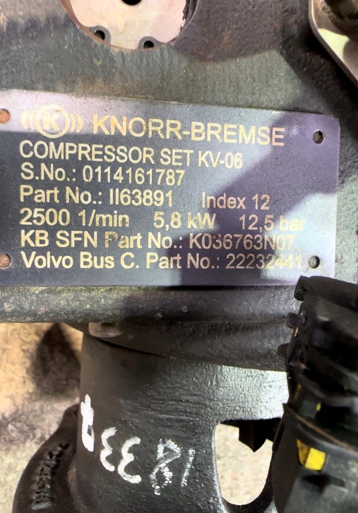 OEM 22232441 Volvo Ilmakompressori - Käytetty