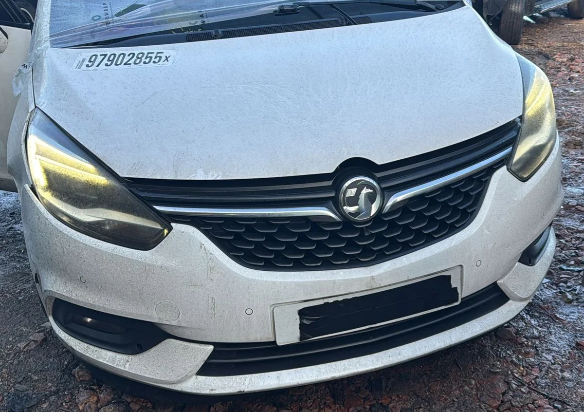Opel Zafira C LIFT 2016 komplett frontdel