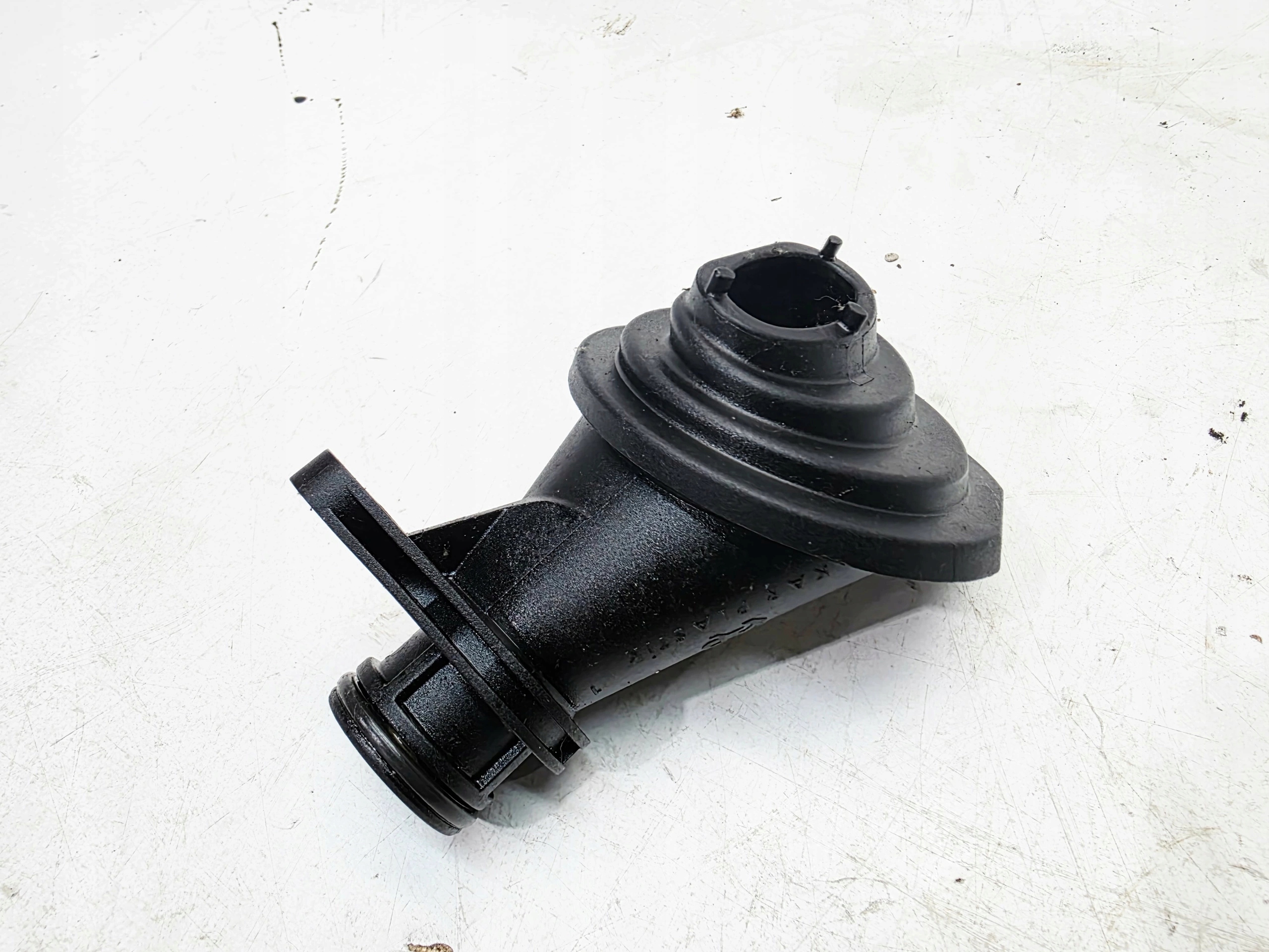 Oljesugrör Audi A4 B8 A5 8T Q5 8R A6 C7 A7 3.0 TFSI CRE image 3