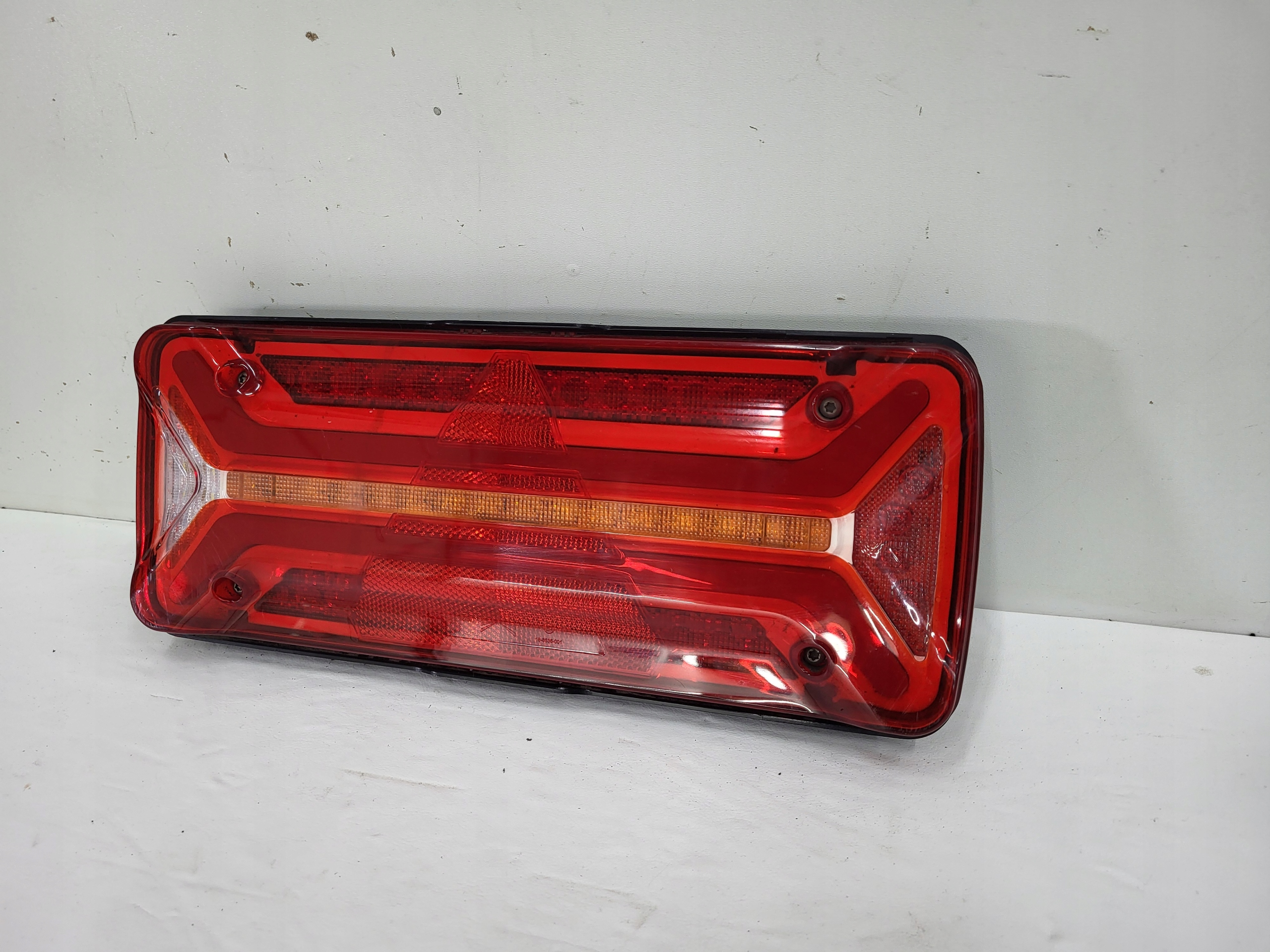 Lanterna traseira A25-4121-041 LED ECOLED II (Usado) image 3
