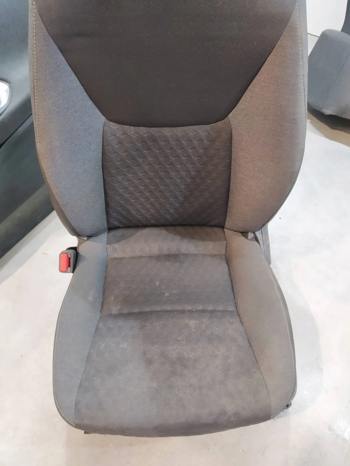 Toyota Yaris IV Istuinverhoilu Käytetty
