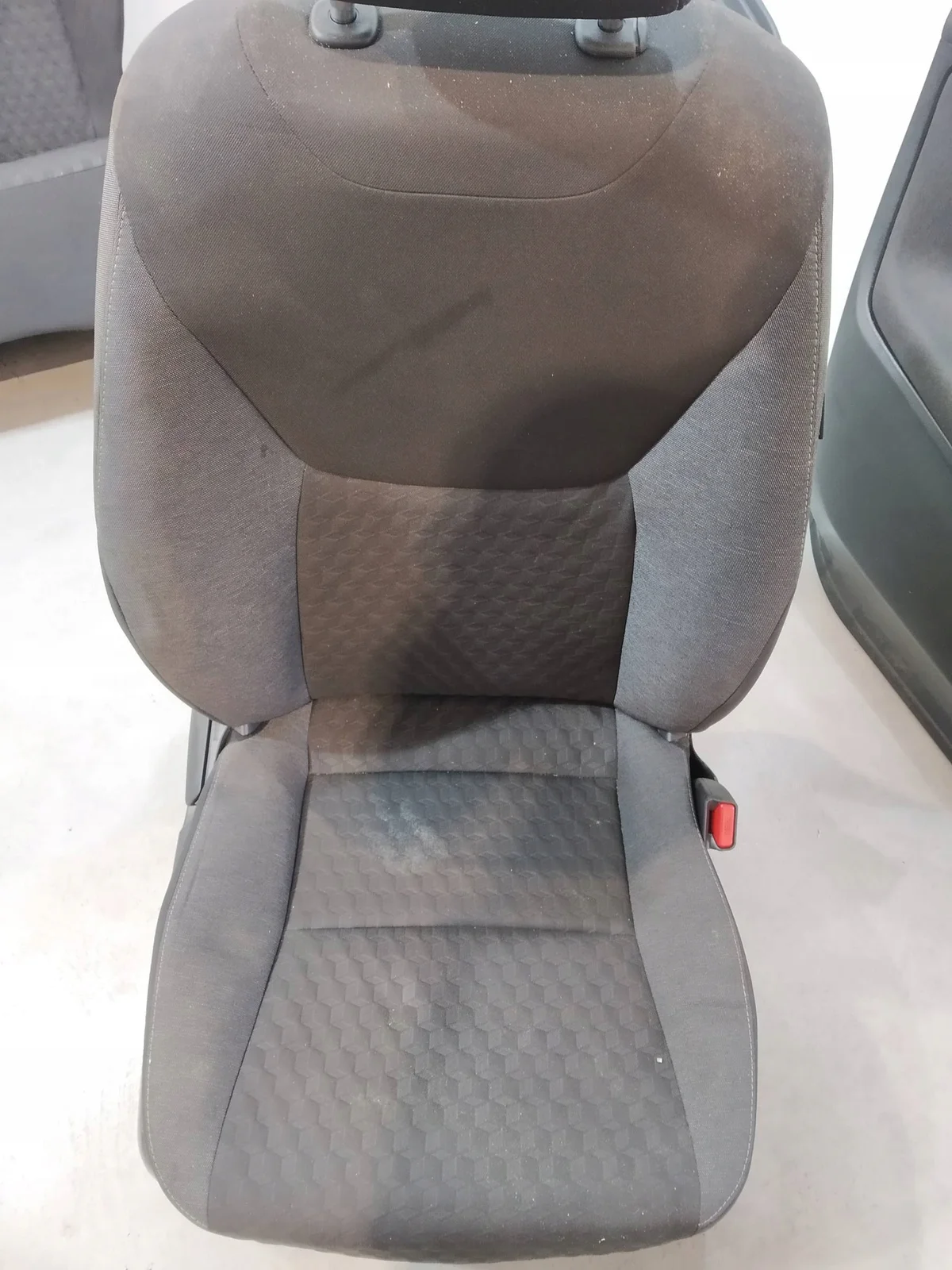 Säten Toyota Yaris IV (2020-) 5D Komplett image 3