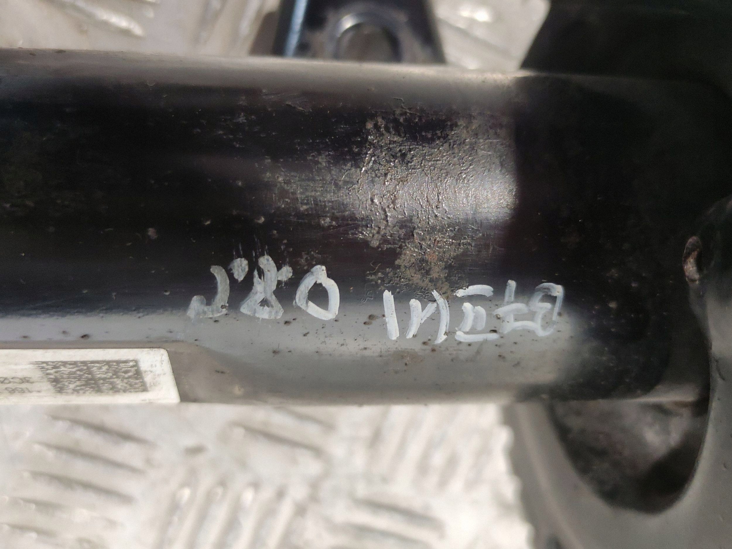 Vorderer Rechter Stoßdämpfer OEM 3C0413031AT Skoda Superb II image 3