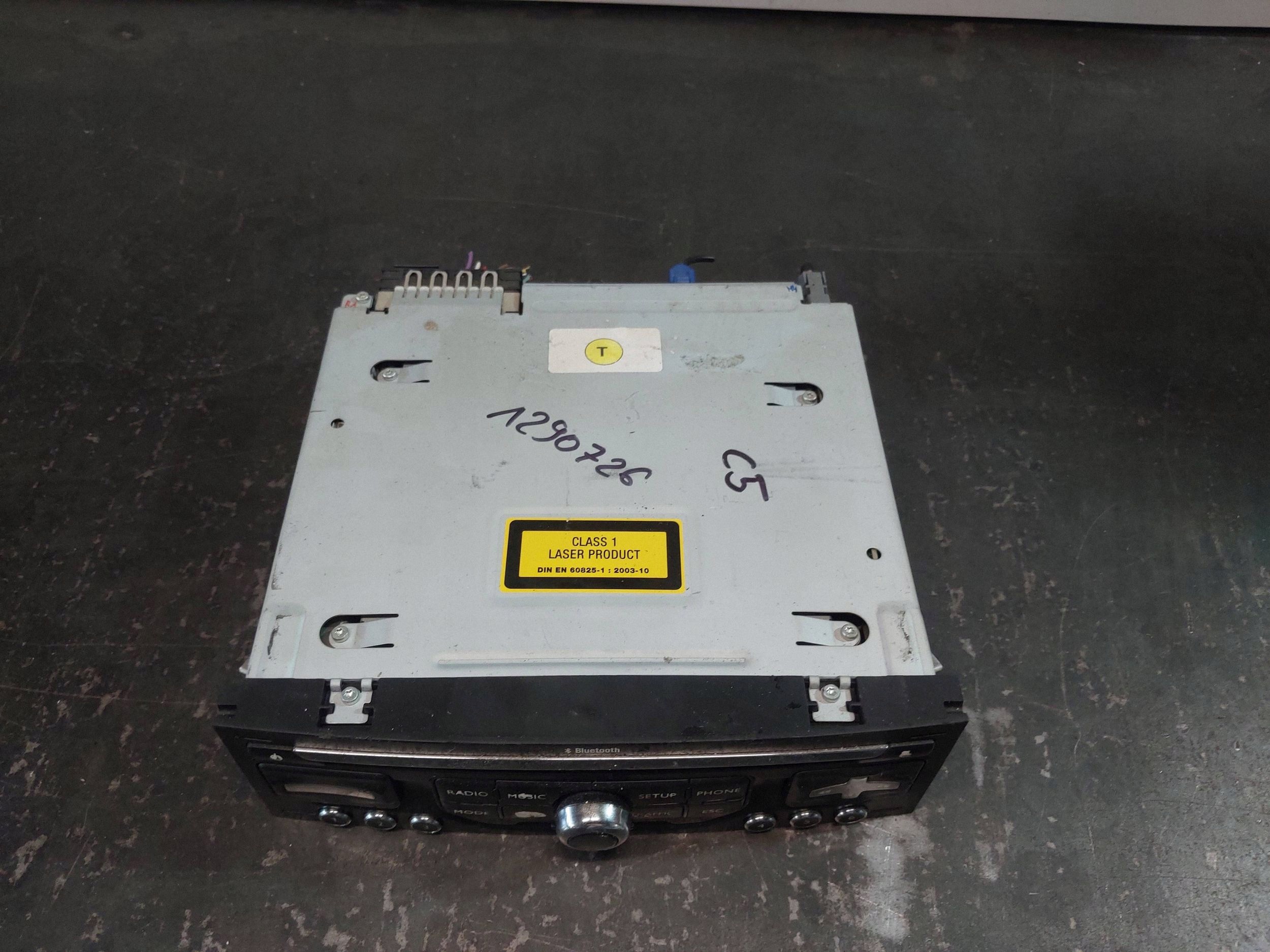 Rádio CD Citroen C5 II X7 OEM 96661984ZD - Usado image 3