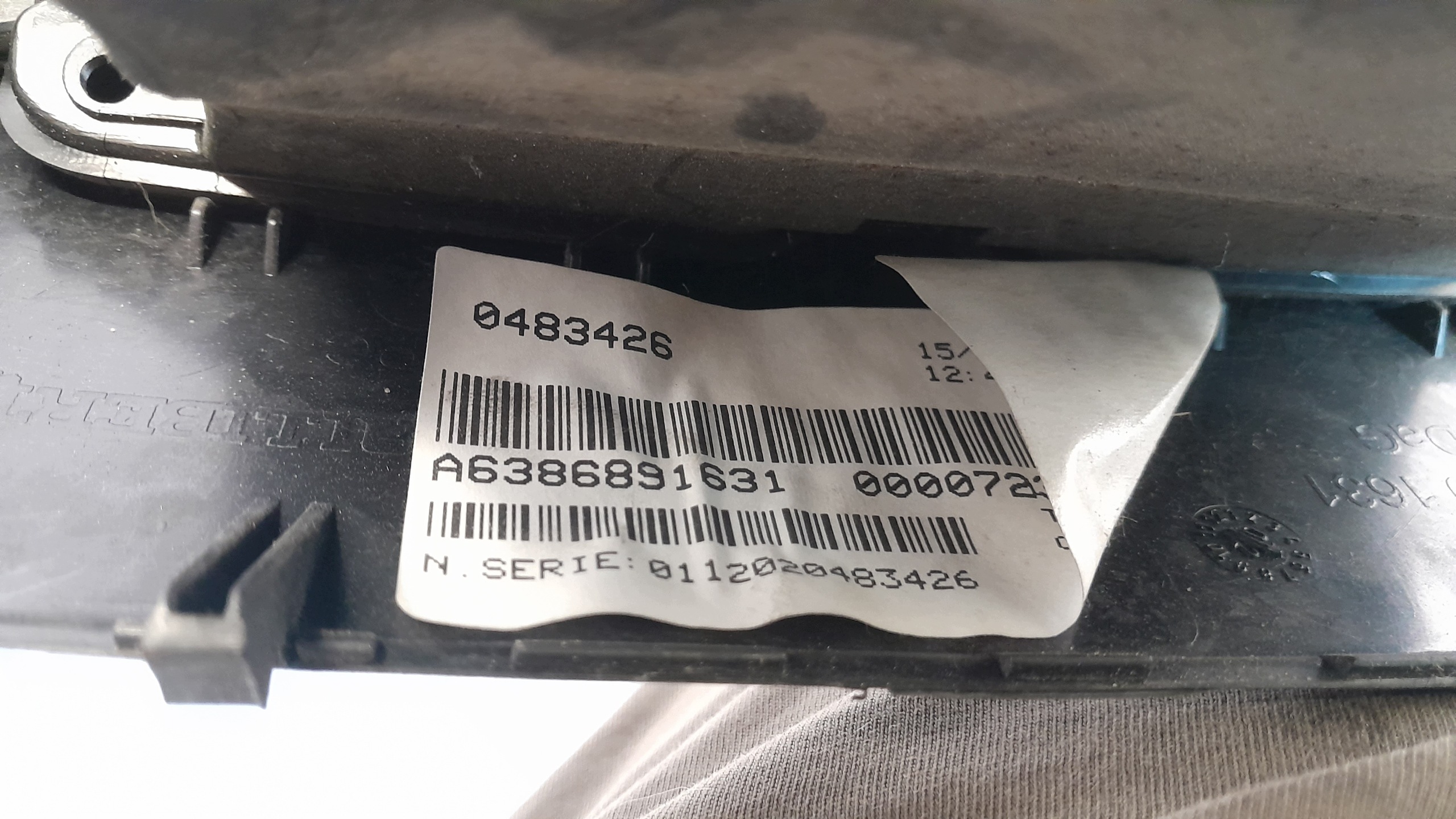 Radio Console Frame OEM A6386891631 Mercedes Vito image 3