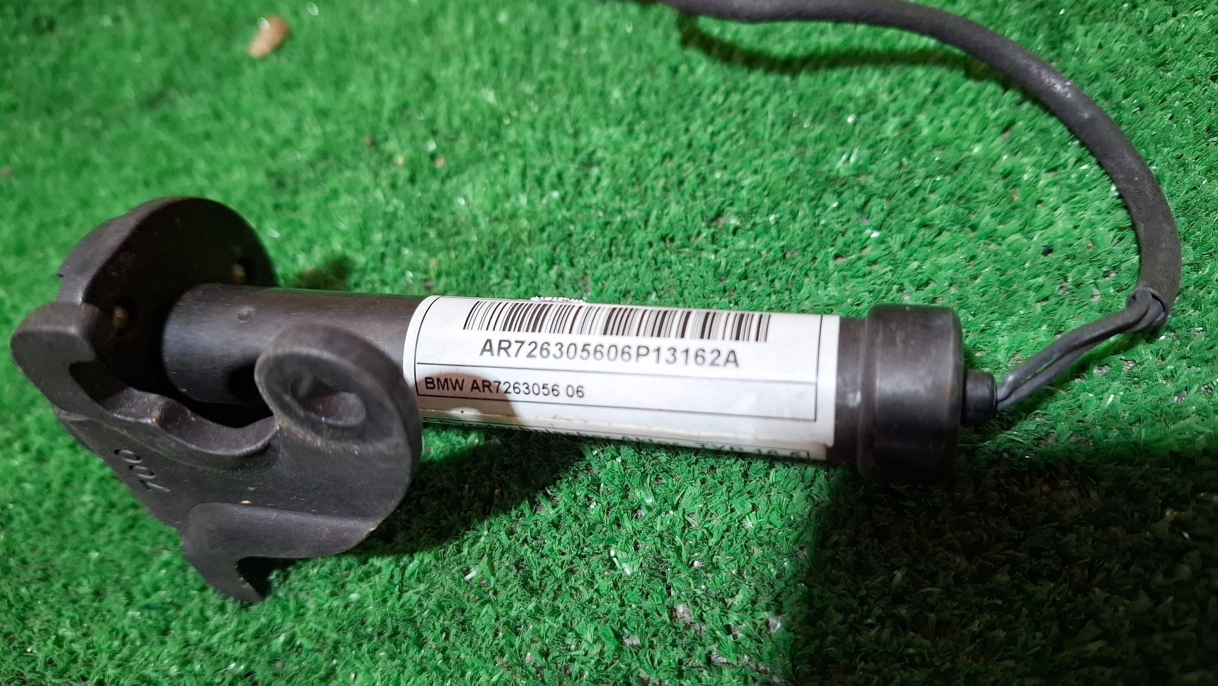 BMW G30 G80 Oikea Pyrotekninen Varaus OEM 0589P1000095 image 3