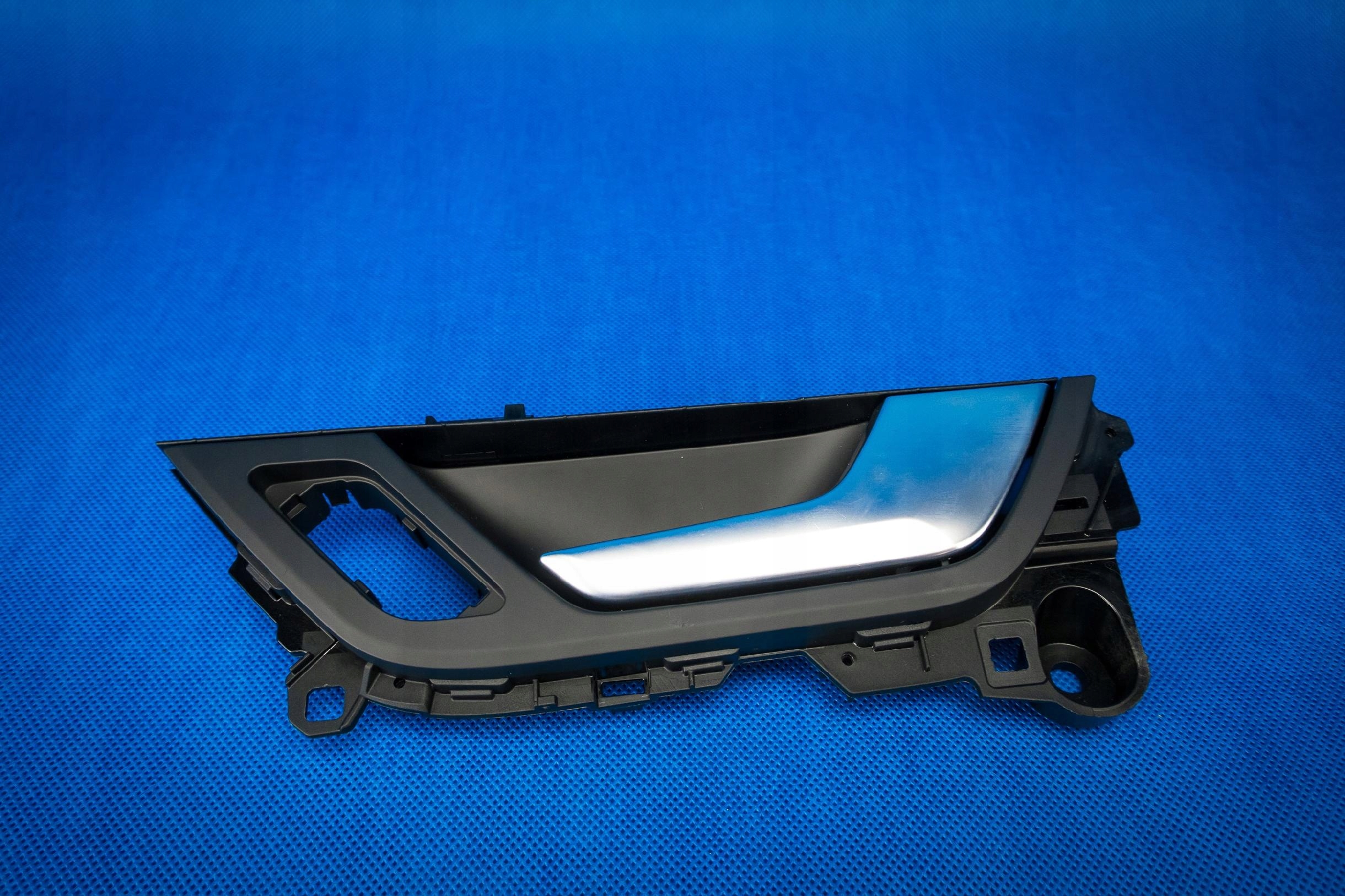 OEM 4K0837020A fram höger innerhandtag image 2