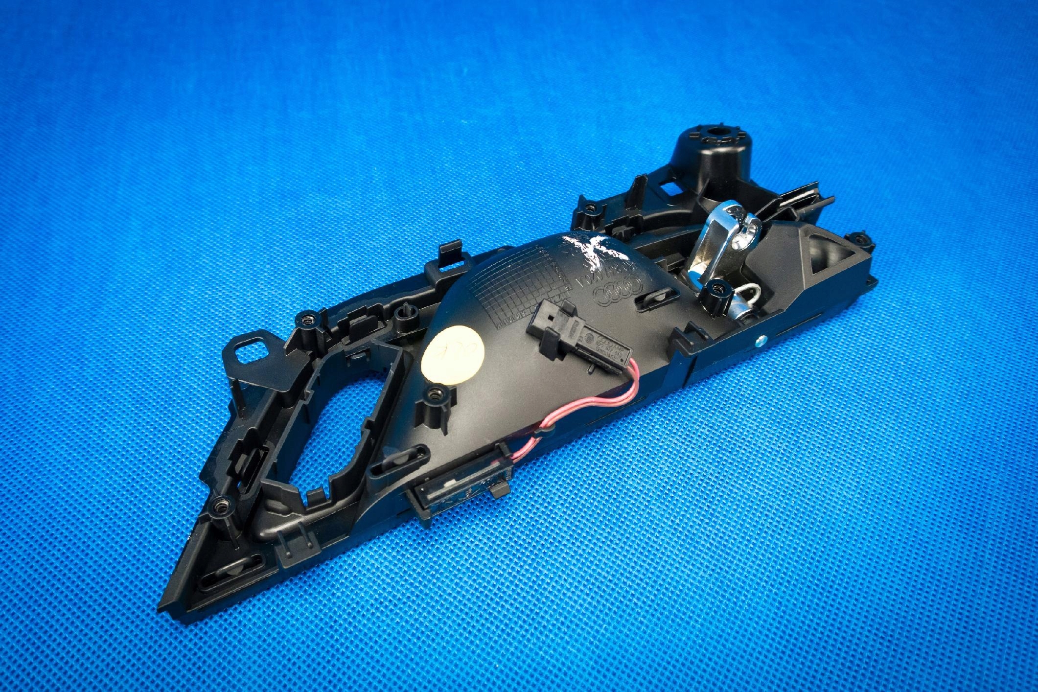 OEM 4K0837020A fram höger innerhandtag image 4