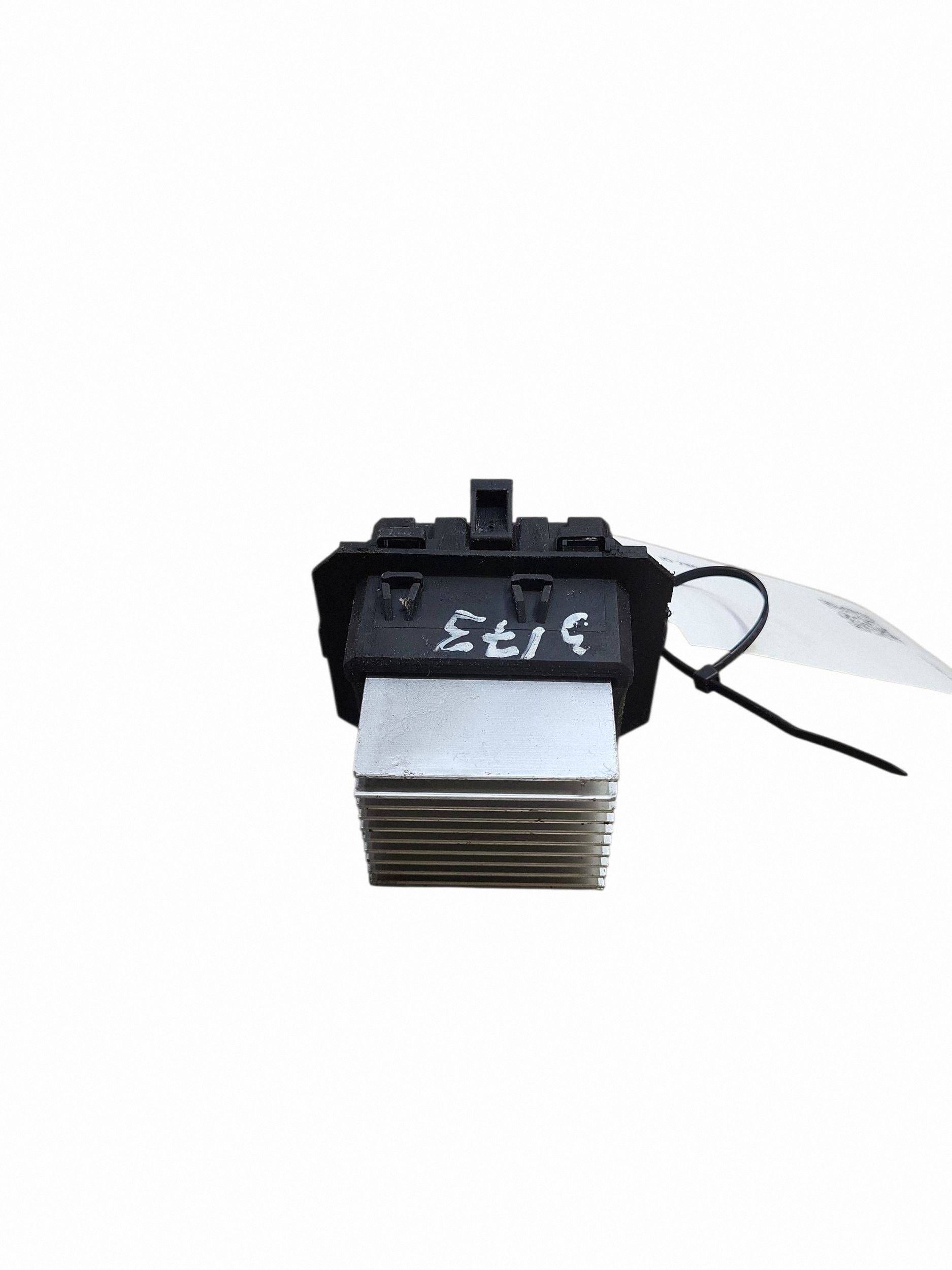 Resistência do soprador OEM T1000034Z-C Peugeot 208 1.2 VTi image 5