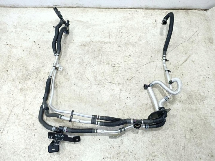 Joustoputket / jäykät putket Jeep GRAND CHEROKEE V 2022 68412173A