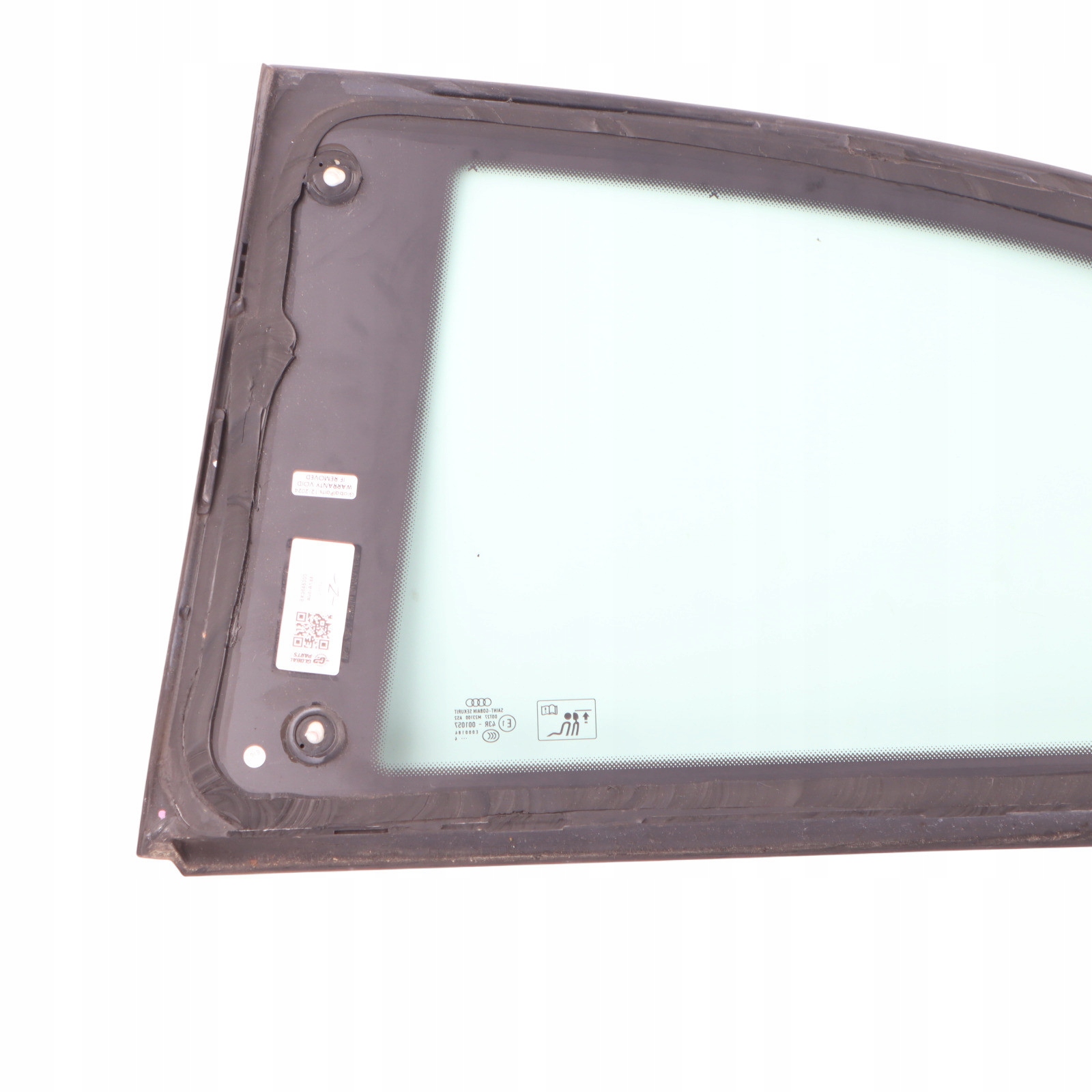 Audi A1 8X Side Glass Right Rear OEM 8X3845300 image 10