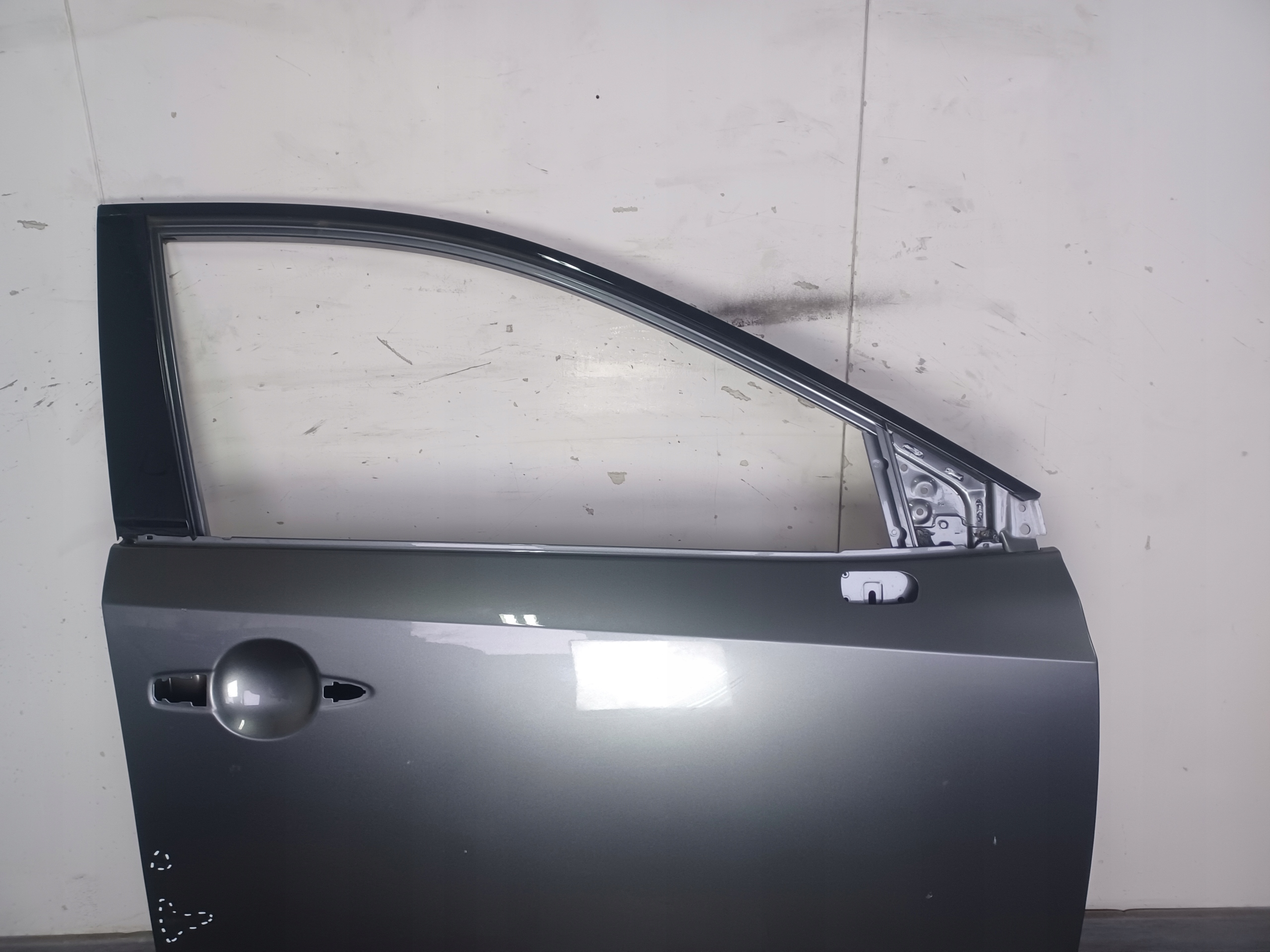 Ovi --- Nissan Qashqai III J12 2022-> --- Etu oikea