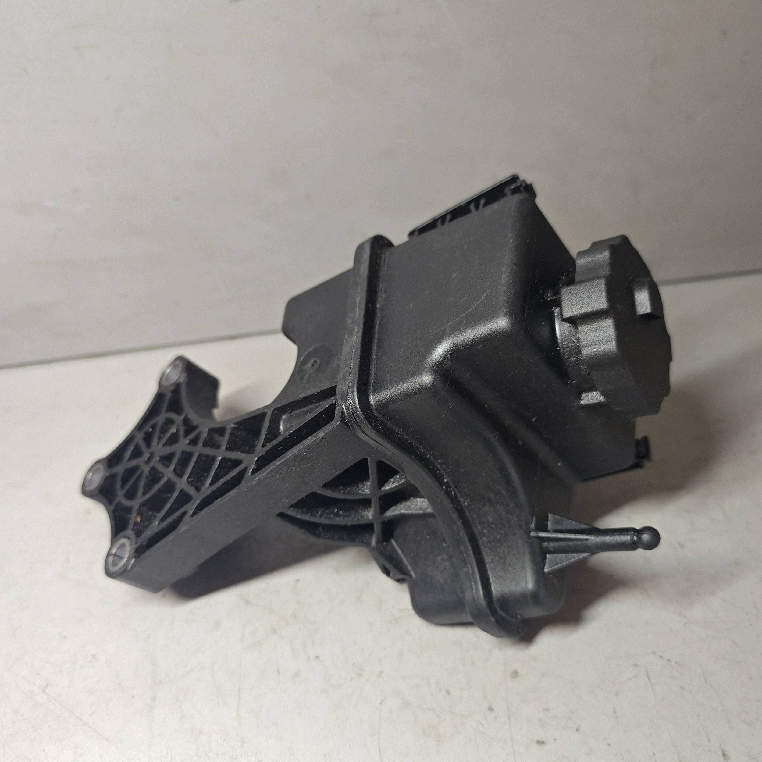 Réservoir direction OEM 7691462137 pour Sprinter image 6