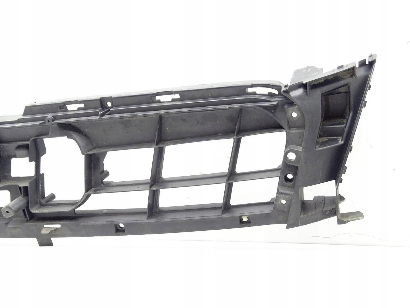 Élément de fermeture de calandre arrière Audi A7 C7 SLine image 3