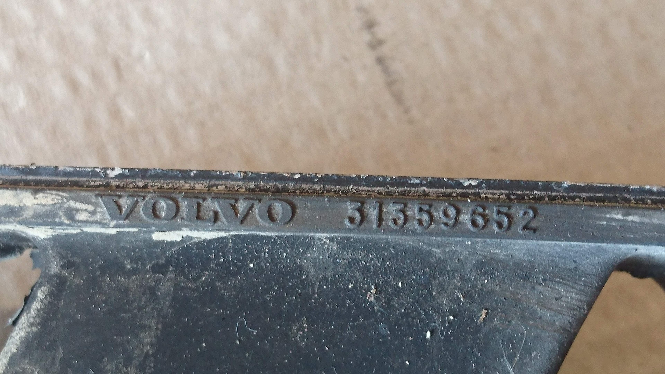 Suporte de caixa OEM 31430429 para Volvo V40 2.0B 2016 image 4