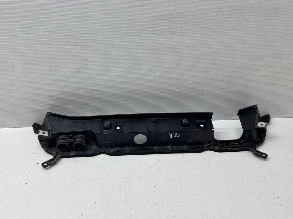 Porsche Panamera 970 Windschutzscheibenrinne OEM 97057241502