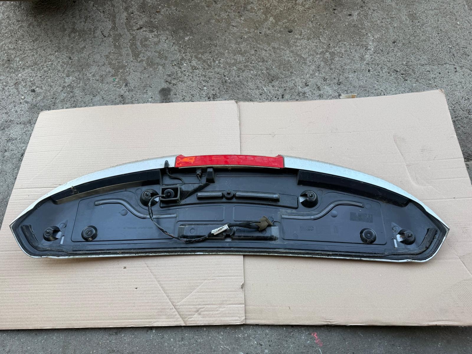 Alerón maletero Opel Insignia A 2015 OEM 13266862 image 4