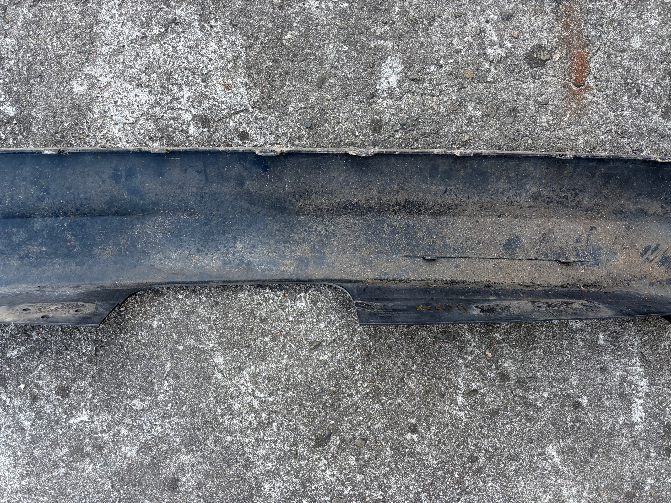 Spoiler Volvo XC60 II OEM 31425208 - Aro Para-choques image 7