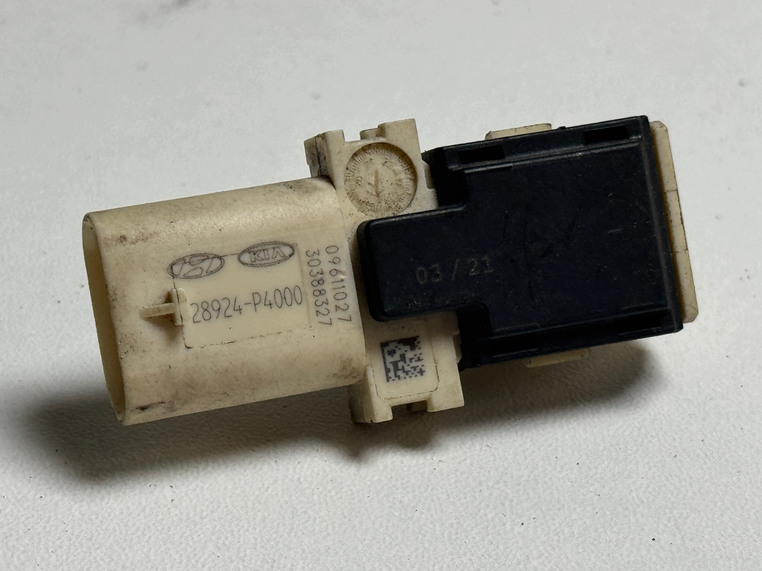 Trycksensorventil OEM 28924-P4000 för Kia Sportage image 2