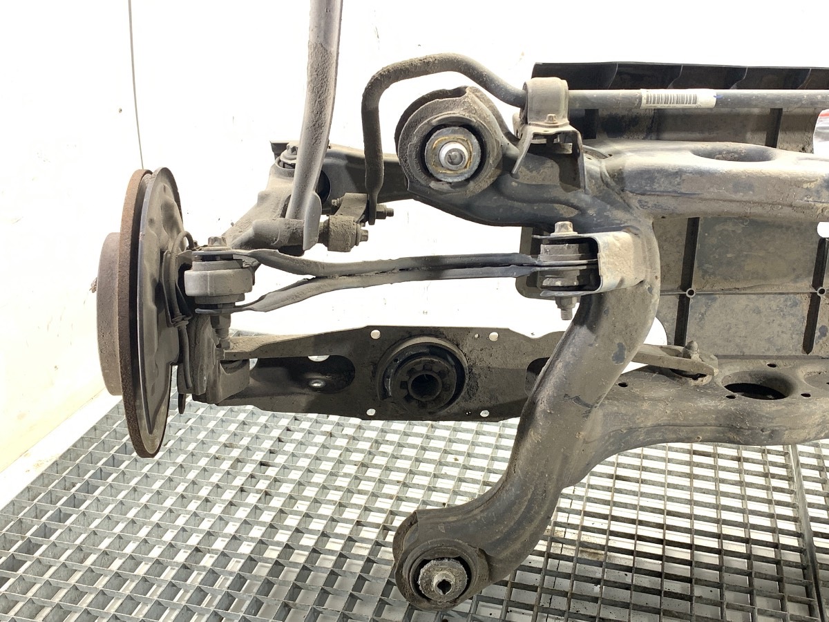 Mercedes Hinterachsfederung OEM 2463504401 - Gebraucht image 5