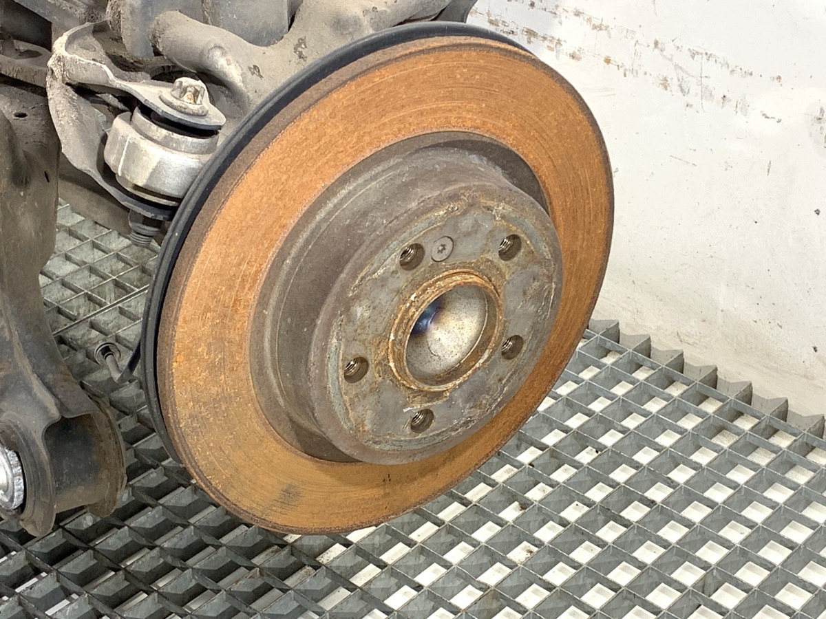 Mercedes Hinterachsfederung OEM 2463504401 - Gebraucht image 6